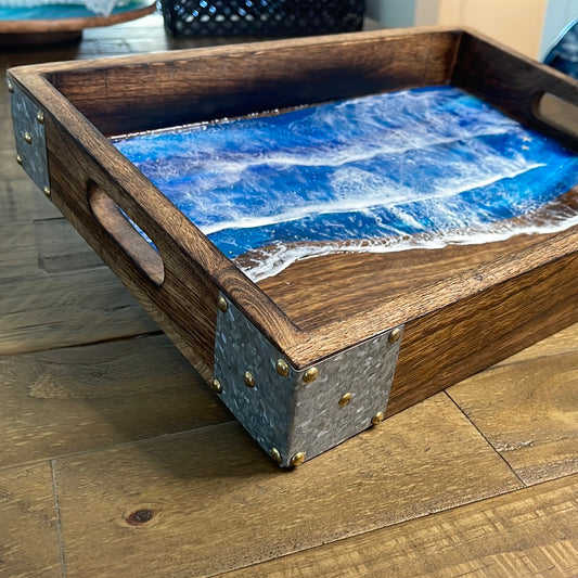 Resin beach tray with starfish